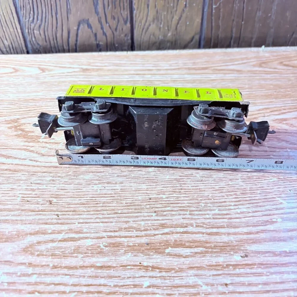 Lionel Vintage Original O Gauge Prewar 3652 Yellow 0perating Gondola